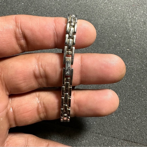 CG Ladies Quartz Watch Silver Tone Mother Of Pearl Dial Working With New Battery - Picture 8 of 8